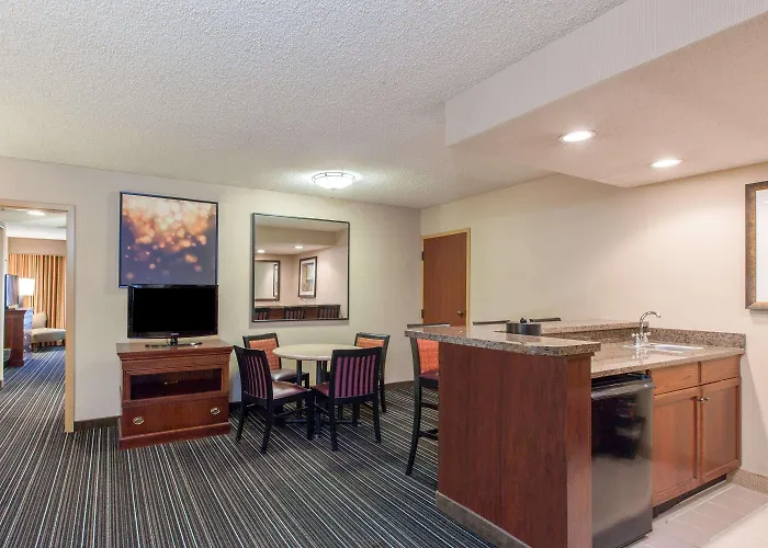 Sonesta Suites Dallas Park Central