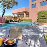 Sonesta Suites Dallas Park Central 